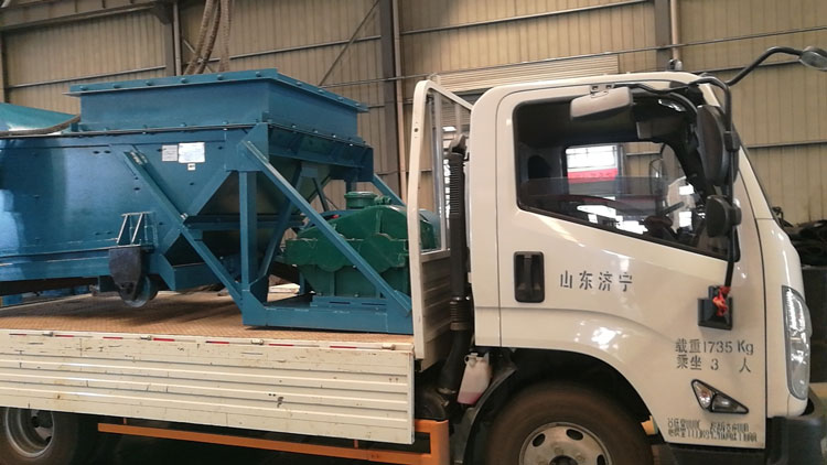 山東礦安機(jī)電往復(fù)式給煤機(jī)發(fā)貨