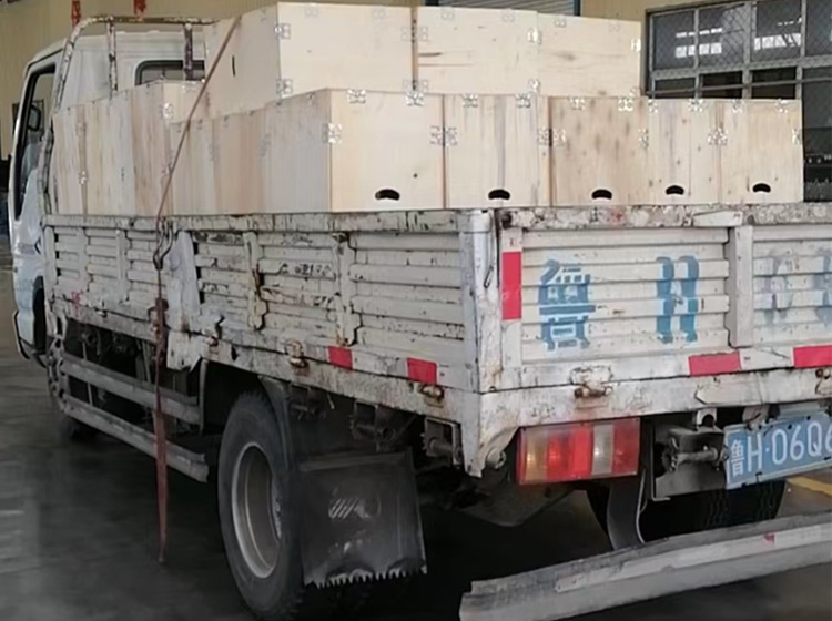 山東礦安機(jī)電一批氣動隔膜泵發(fā)往河南平頂山