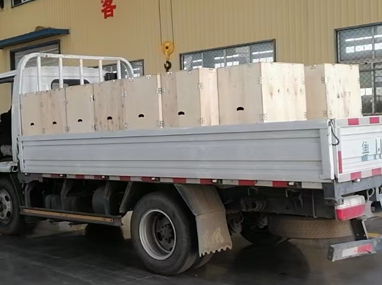 山東礦安機(jī)電一批氣動(dòng)隔膜泵發(fā)貨